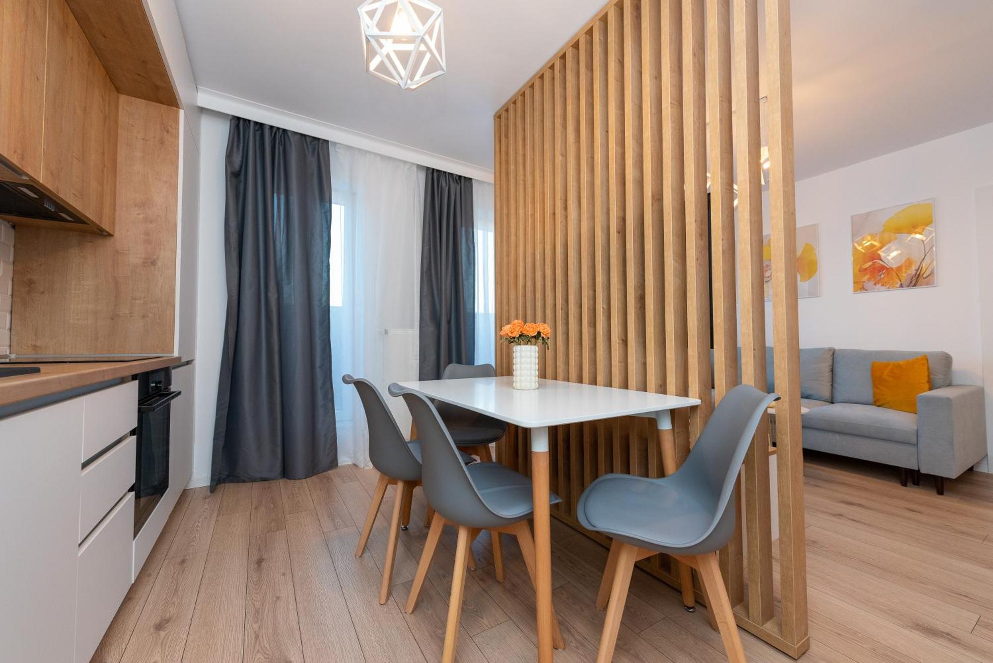 Art Apartment II Targu Mures Ngoại thất bức ảnh